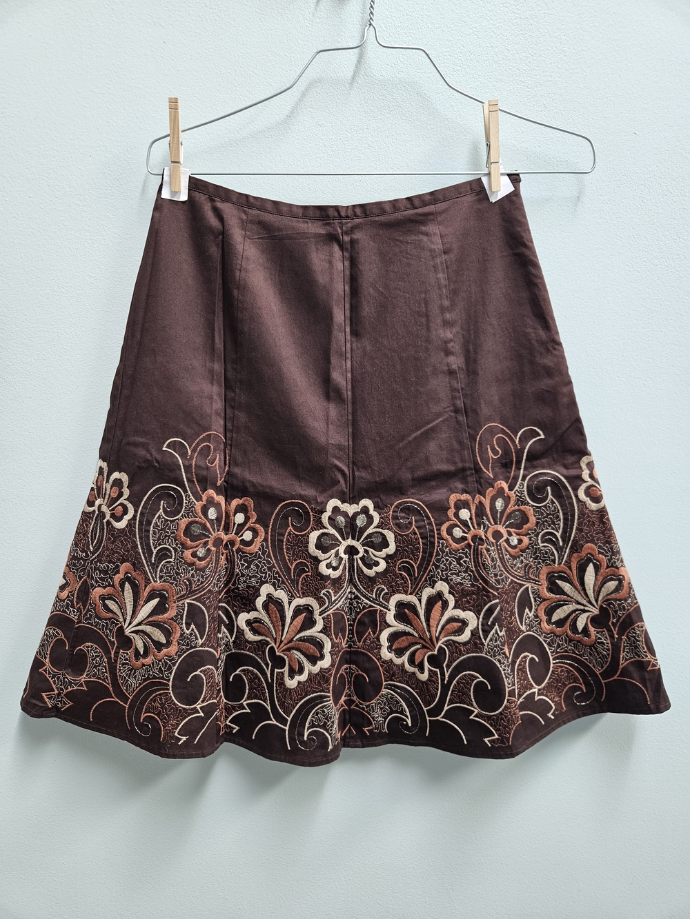 Axcess By Liz Claiborne Brown A-Line Skirt with Floral Embroidery